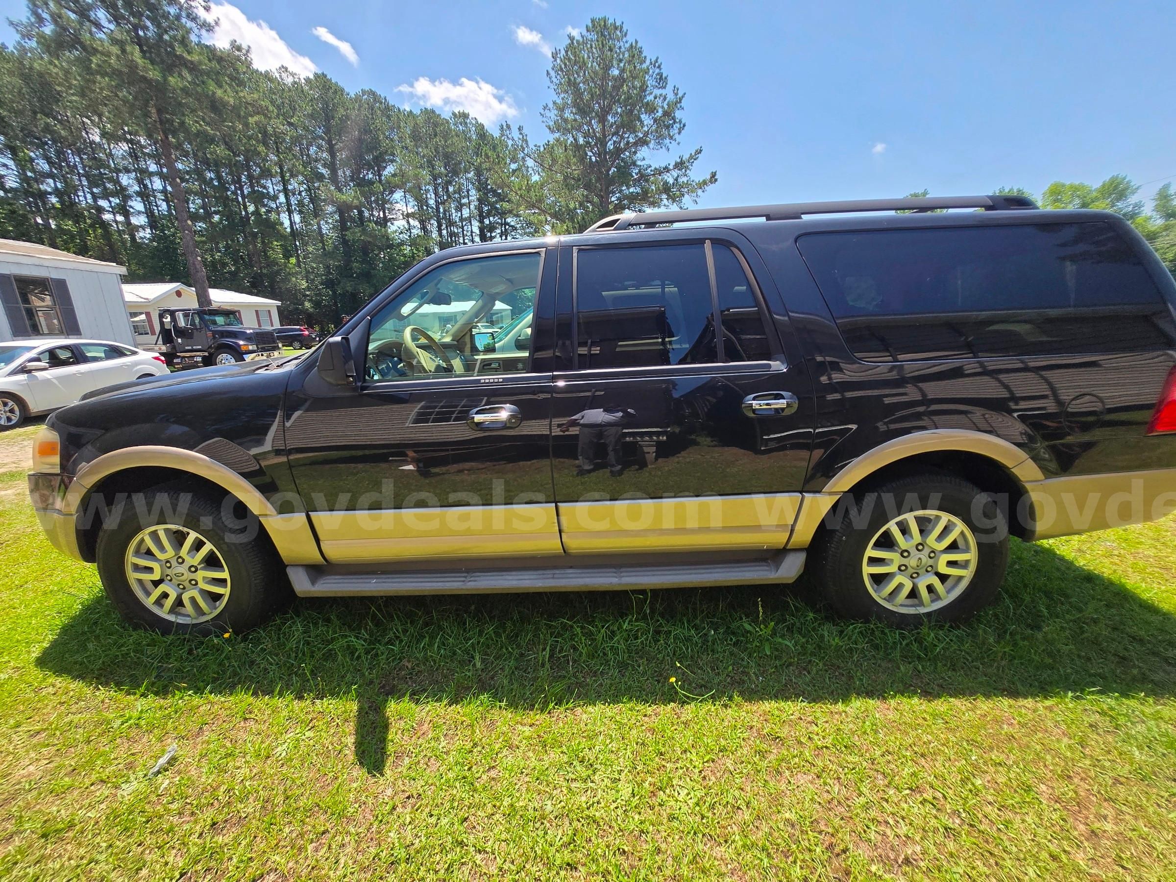 Photo of a 2014 Ford Expedition