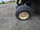 2020 Yamaha Electric Golf Cart with Charger #5