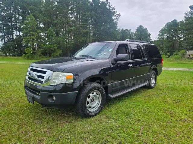 2013 Ford Expedition EL 4WD XL