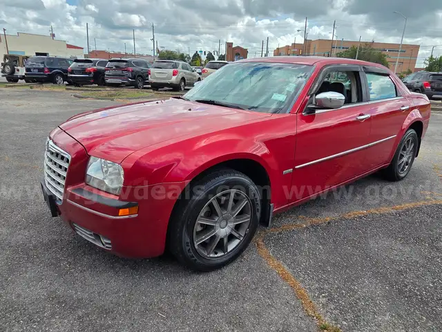 2010 Chrysler 300 AWD Touring Signature