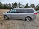 2012 Toyota Sienna LE FWD 8-Passenger I4