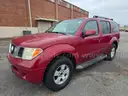 2005 Nissan Pathfinder SE 2WD