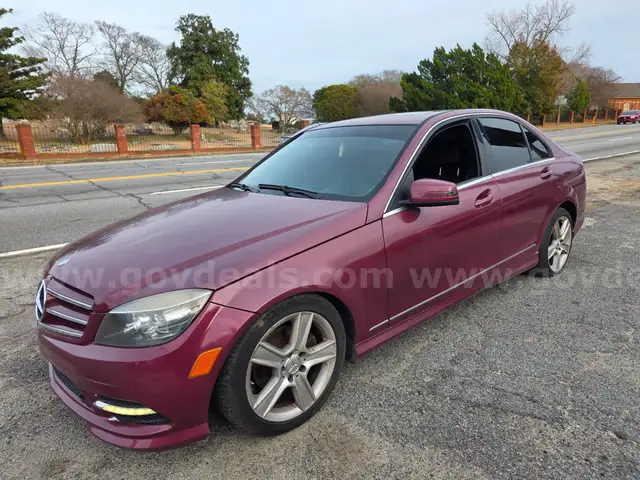 2011 Mercedes-Benz C-Class C300 4MATIC Sport Sedan