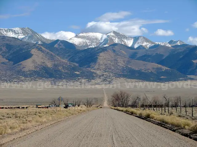 1/4 ac Lot SW of San Luis Colorado , Power, County Rd Frontage, Right off County Rd 10, Stunning Mountain Views