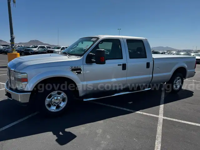 2010 Ford F-250 XLT Crew Cab Long Bed
