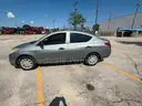 2013 Nissan Versa 1.6 S 5M
