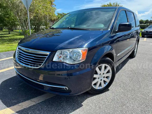 2015 Chrysler Town &#x26; Country
