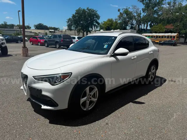 2020 Alfa Romeo Stelvio