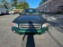 2001 Nissan Pathfinder LE 2WD