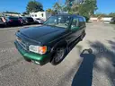 2001 Nissan Pathfinder LE 2WD