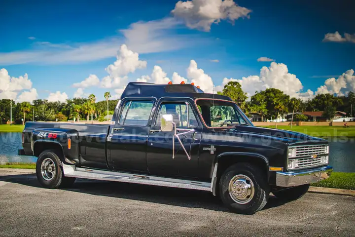 1984 CHEVROLET C30 DUALLY 454SS  ***ONLY 72K ALL ORGINAL MILES W/5SP