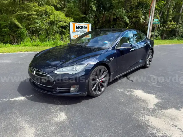 2015 Tesla Model S P85D