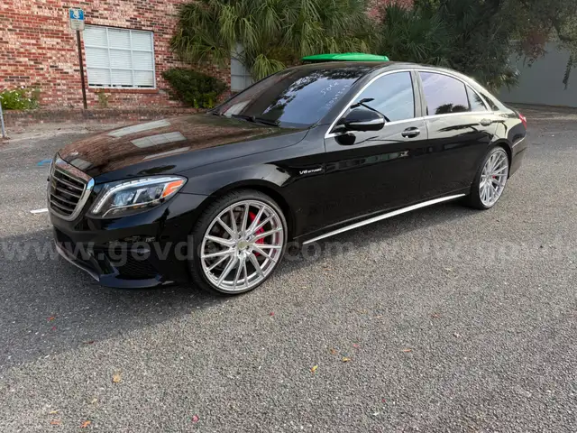2015 Mercedes-Benz S63 AMG *UBER CLEAN AND FAST