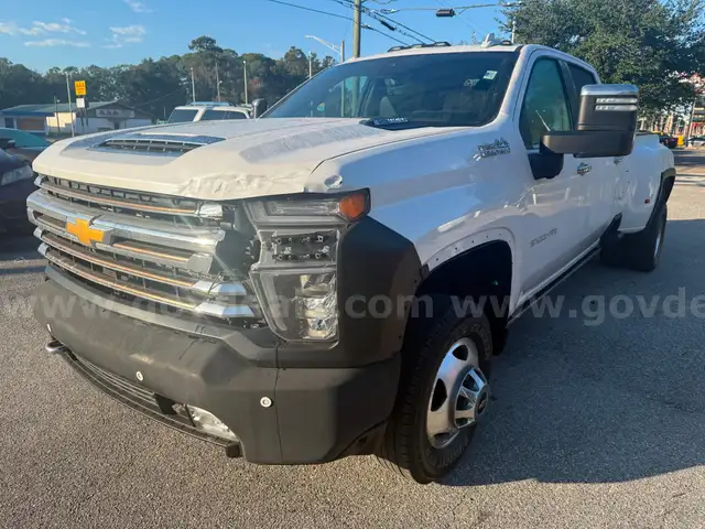2021 Chevrolet Silverado 3500HD High Country Crew Cab 4WD