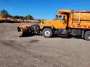 1999 Mack RD600