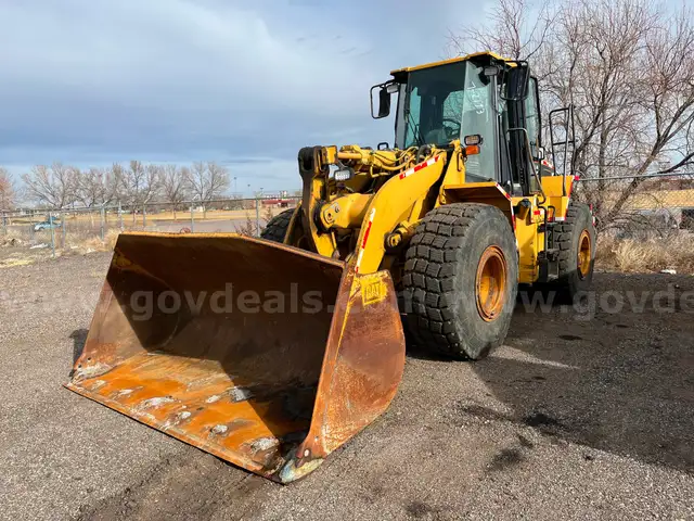 2000 Caterpillar 950 Front End Loader