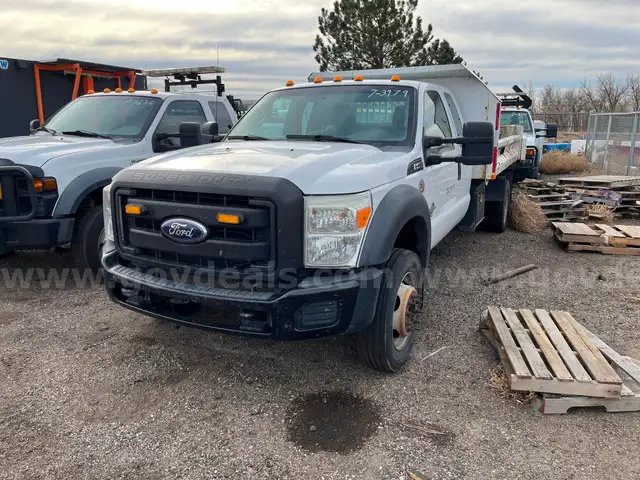 2011 Ford F-450 SD XL 2WD w/ Dump Bed