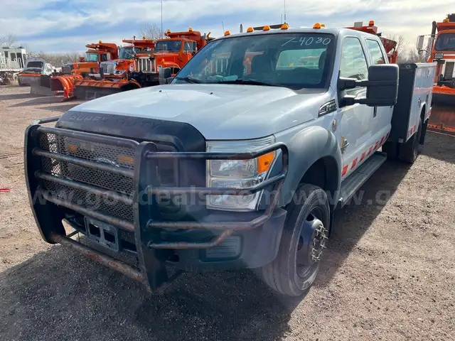 2011 Ford F-450 SD XL 4WD w/ Utility Bed