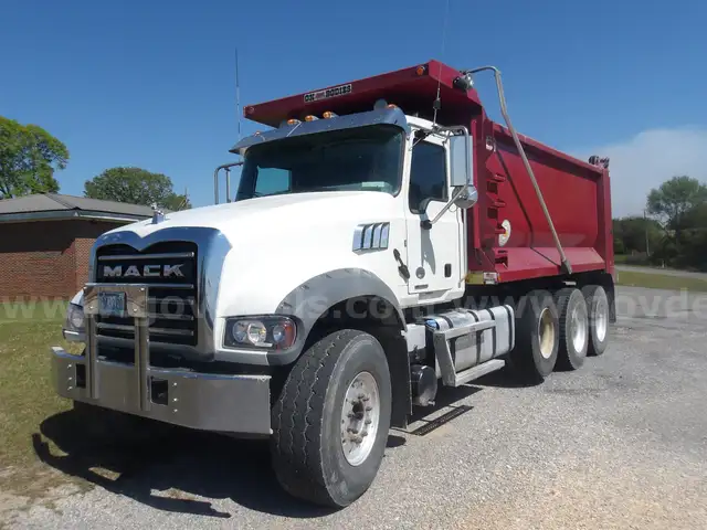 2023 Mack Granite