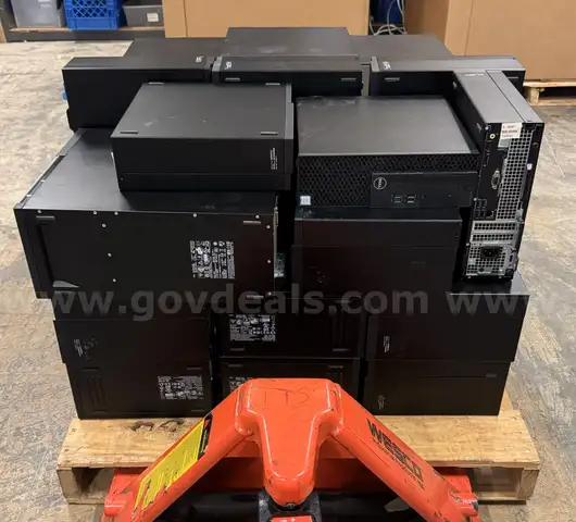 Pallet of [39] Assorted Desktops