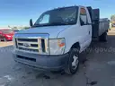 2011 Ford E450 Flatbed Truck