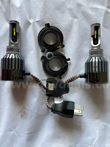 90x LED Headlight Bulb H4  Hi-Lo Beam 72W/7600LM 6000K/Set