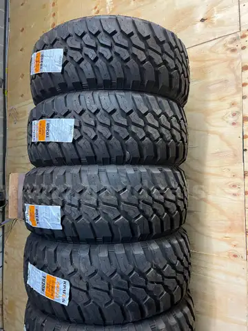 1 Palet  Set Of 4 Kpatos FM523 M/T LT 33X12.50R22 109Q E