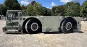 FMC B1200 Wide Body Push Back Tractor