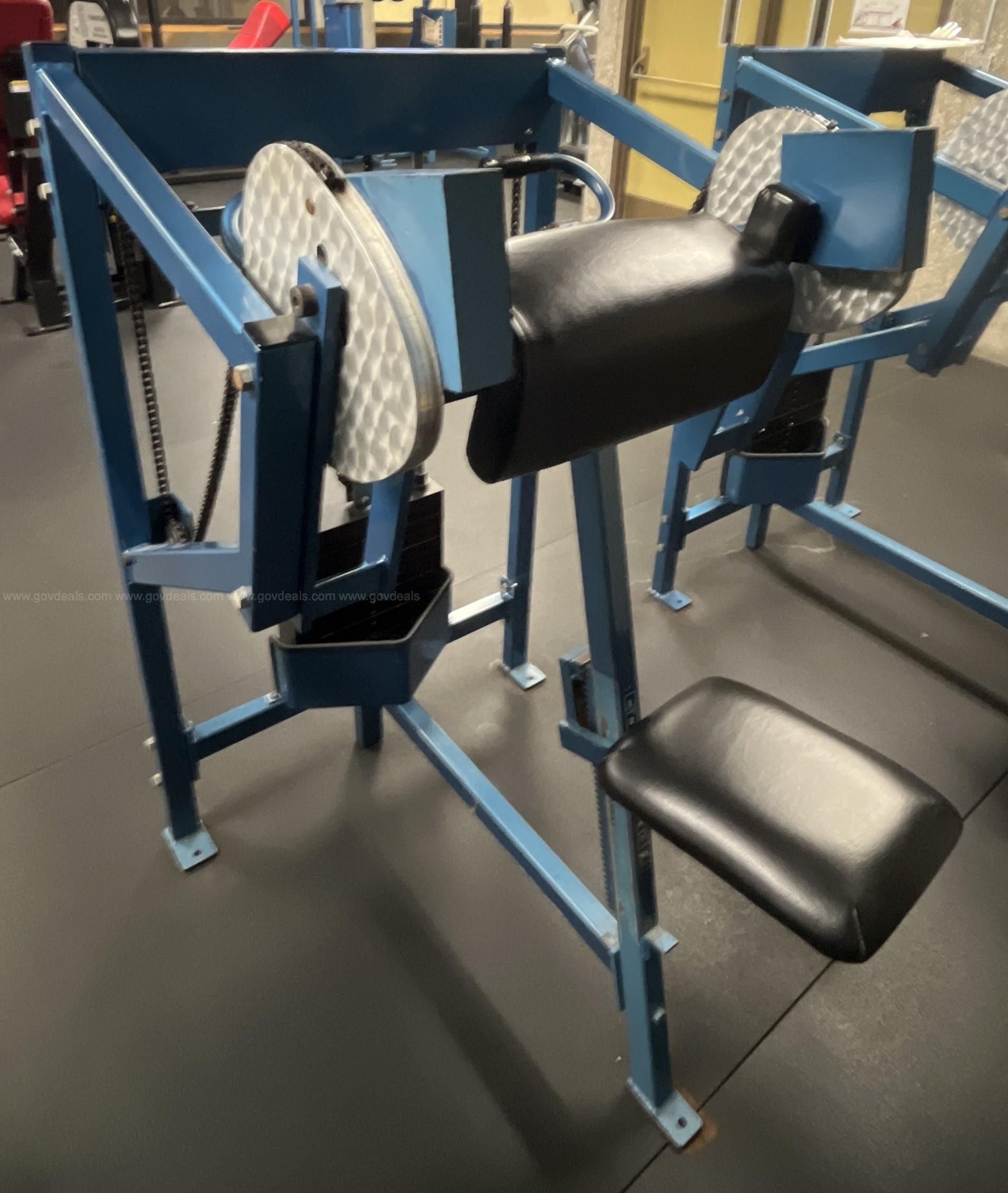 Nautilus bicep curl machine hot sale