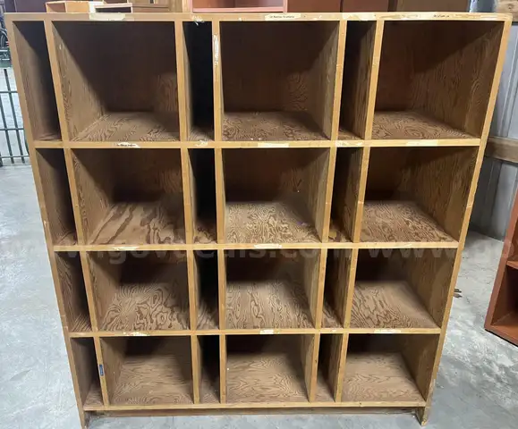 Multi-Compartment Shelf