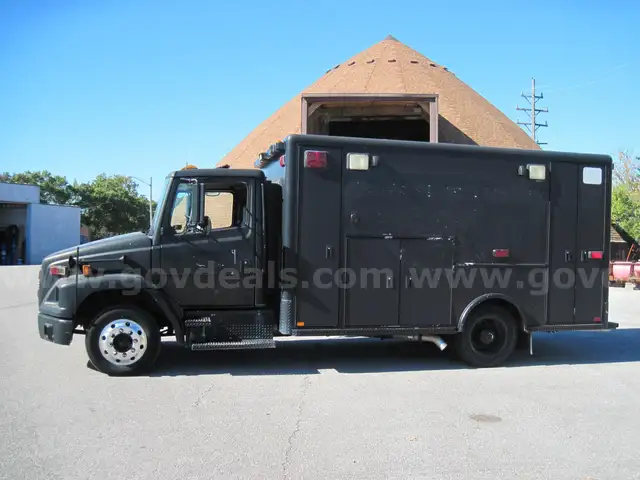 2002 Freightliner FL50