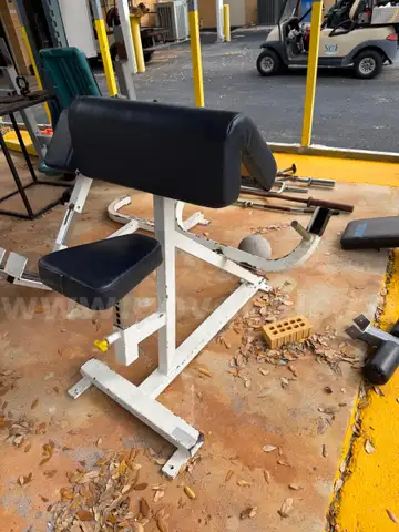Preacher Weight Bench