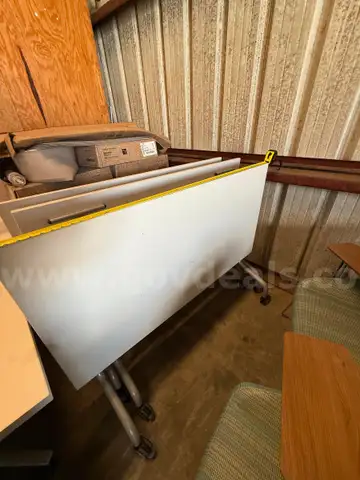 55x28x26 white folding table