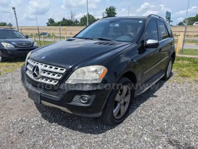 2010 Mercedes-Benz M-Class