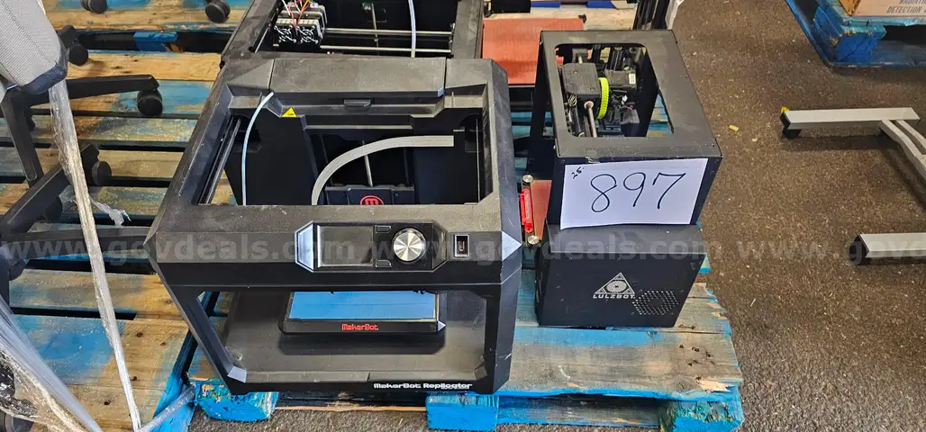 3D Printers, Accessories, and Assorted Items