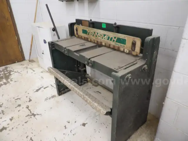 TennSMITH Foot Shear