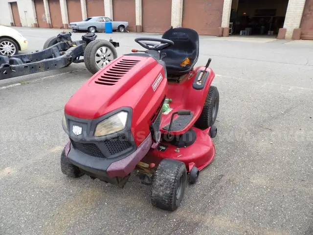 Craftsman Riding Mower T2400