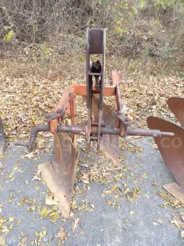 Bottom Plow