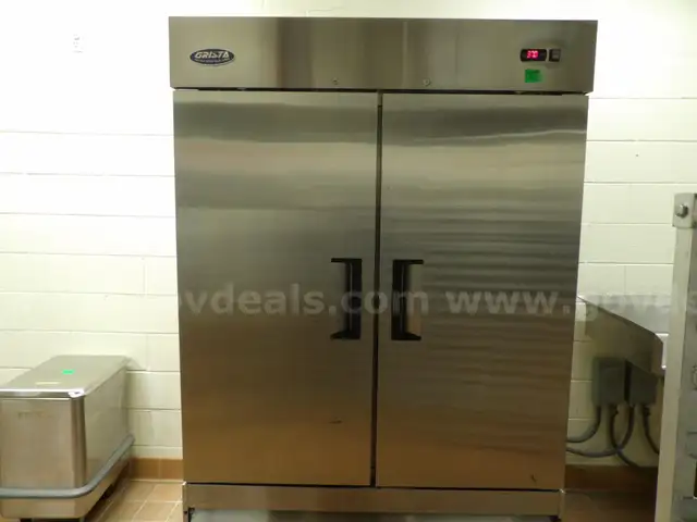 Grista Refrigerator