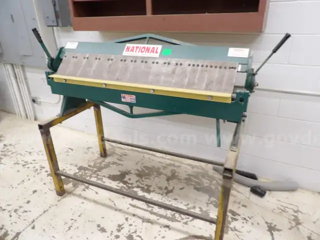 National Bench Box &#x26; Pan Brake