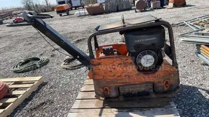 M-B-W Reversible Deisel Plate Compactor Ground Pounder