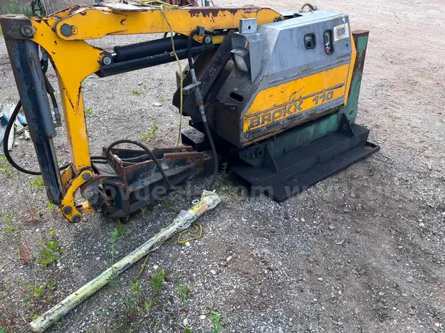 Electric Brokk 110 Mini Robot Robotic Excavator &#x26; hydraulic hammer attachment &#x26; Remote