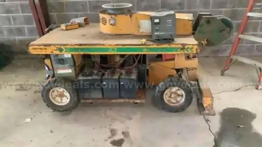 Greenlee KEBI 10,000lb Tugger Heavy Duty Cable Puller Electric Self Propelled