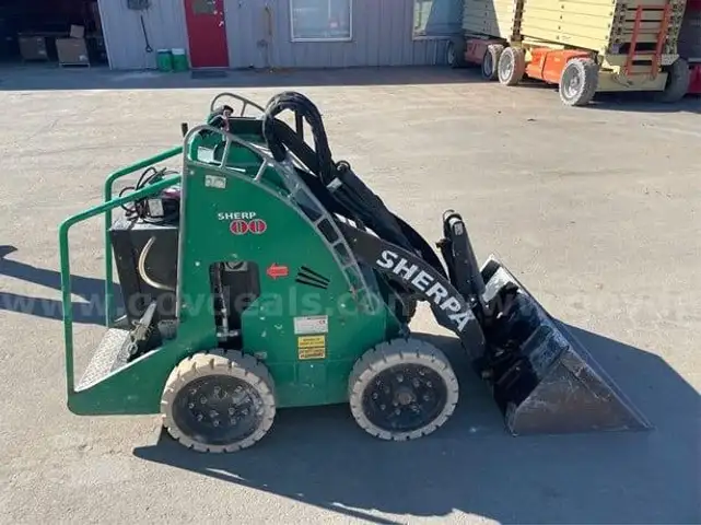 2019 Sherpa 100 electric Mini Loader Skid Steer Made in Netherlands Aux Hydraulics Under 300 hours