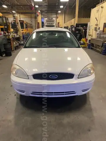 2005 Ford Taurus
