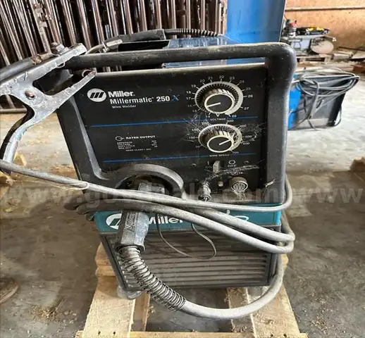 1999 Millermatic 250X Mig welder