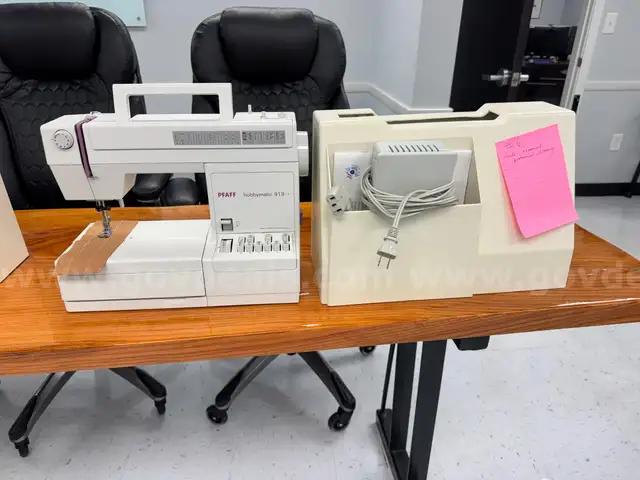 PFAFF Sewing Machine