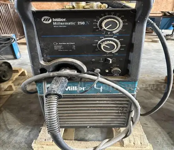 1998 Millermatic 250X Mig welder