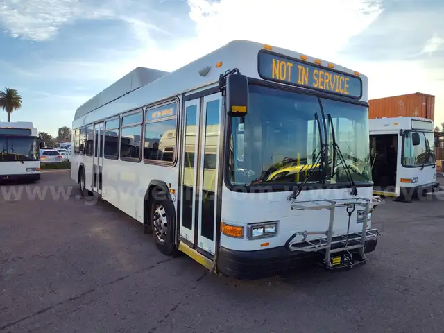 2016 Gillig Low Floor Transit Bus