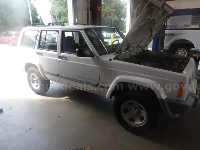 2001 Jeep Cherokee